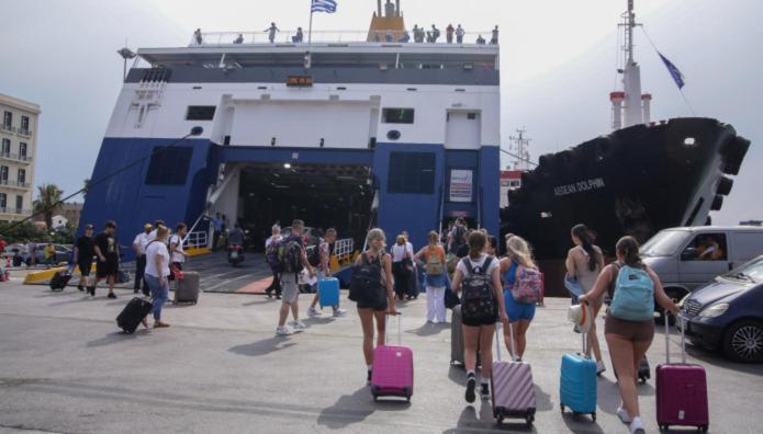 Διαμέρισμα Στο Κέντρο Δίπλα Στα Νοσοκομεία Και Τα Αξιοθέατα Leilighet Athen Eksteriør bilde